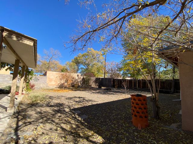 4614 Idlewilde LN SE Lane SE, Albuquerque, NM 87108