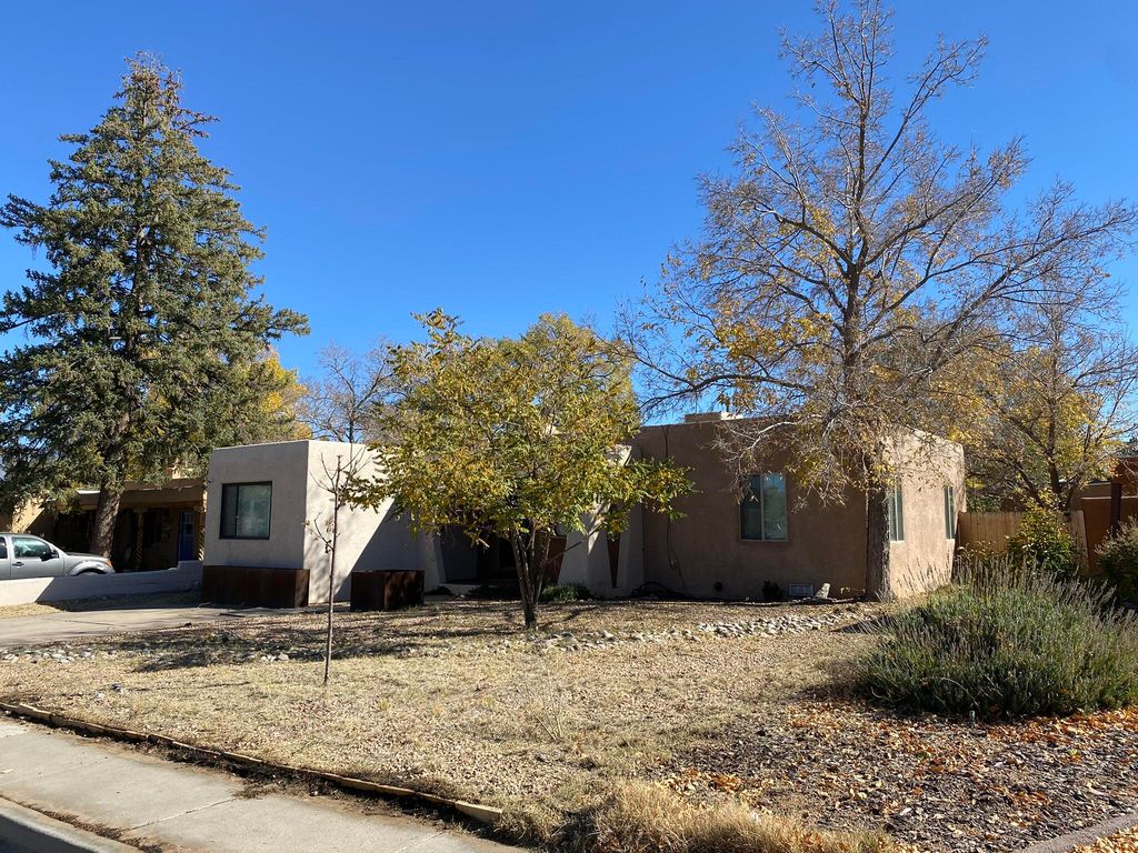 4614 Idlewilde LN SE Lane SE, Albuquerque, NM 87108