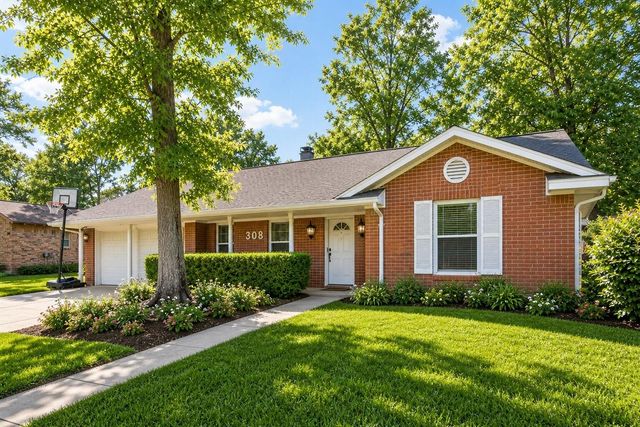 308 Lilly Boulevard, Conroe, TX 77301