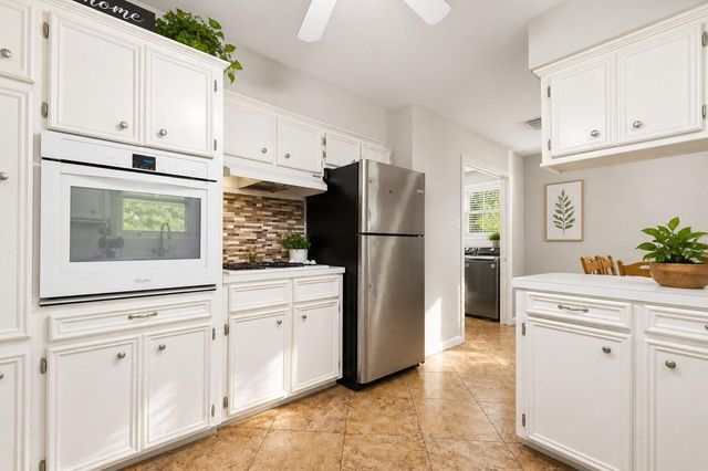 308 Lilly Boulevard, Conroe, TX 77301