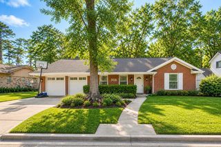 308 Lilly Boulevard, Conroe, TX 77301