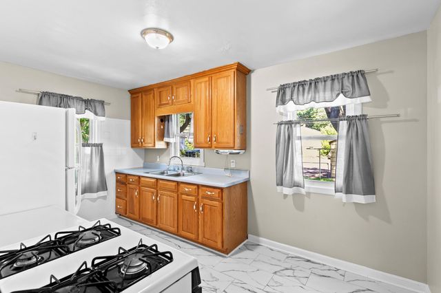 2047 Minnehaha Avenue E, Saint Paul, MN 55119