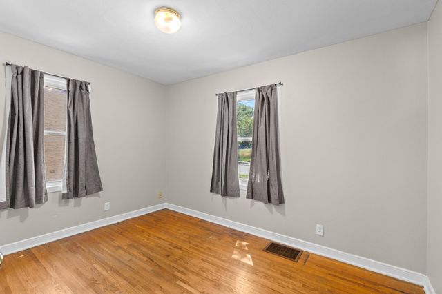 2047 Minnehaha Avenue E, Saint Paul, MN 55119
