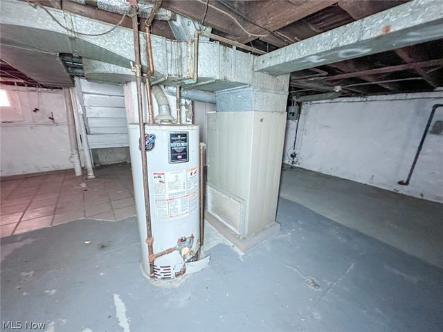 14812 Westropp Avenue, Cleveland, OH 44110