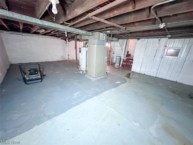 14812 Westropp Avenue, Cleveland, OH 44110