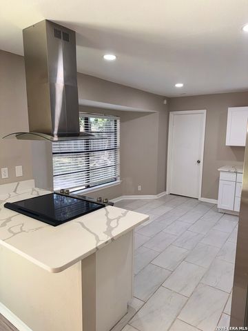9426 Valley Bend, San Antonio, TX 78250