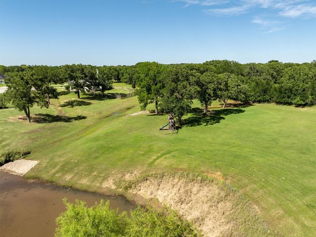116 Estancia Court, Decatur, TX 76234