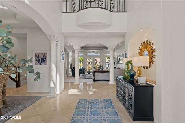 2135 E CLIPPER Lane, Gilbert, AZ 85234