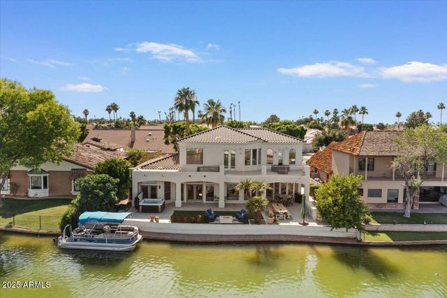 2135 E CLIPPER Lane, Gilbert, AZ 85234