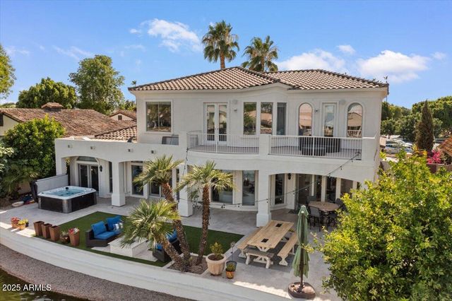 2135 E CLIPPER Lane, Gilbert, AZ 85234