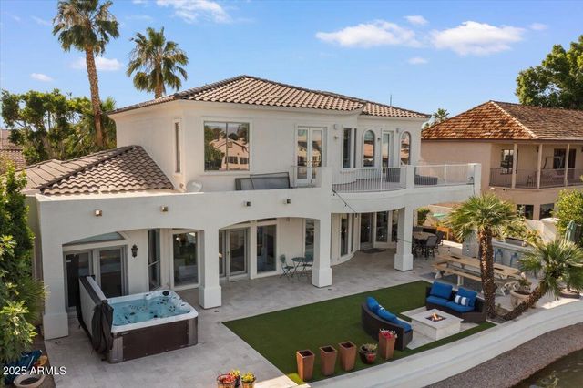 2135 E CLIPPER Lane, Gilbert, AZ 85234