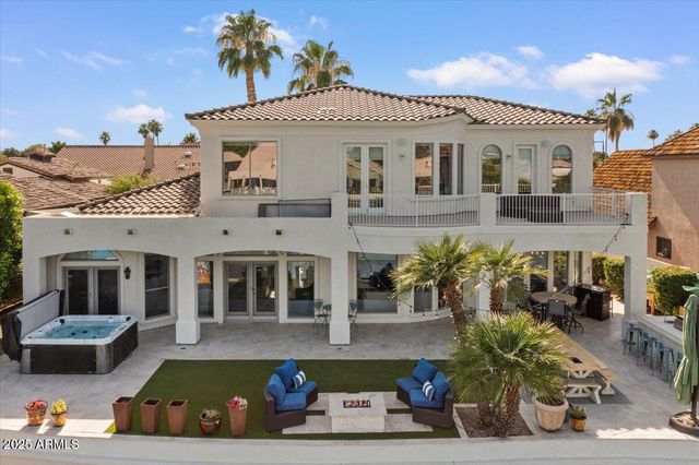 2135 E CLIPPER Lane, Gilbert, AZ 85234