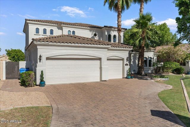 2135 E CLIPPER Lane, Gilbert, AZ 85234