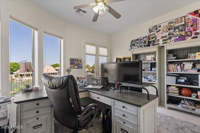 2135 E CLIPPER Lane, Gilbert, AZ 85234