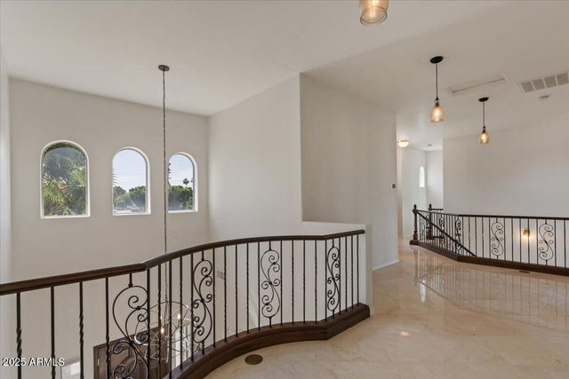 2135 E CLIPPER Lane, Gilbert, AZ 85234