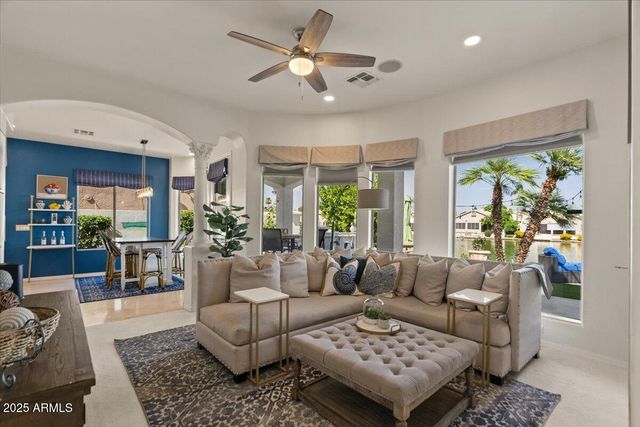 2135 E CLIPPER Lane, Gilbert, AZ 85234