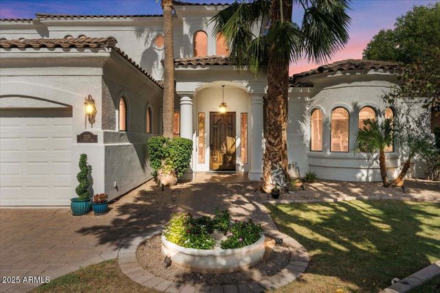 2135 E CLIPPER Lane, Gilbert, AZ 85234