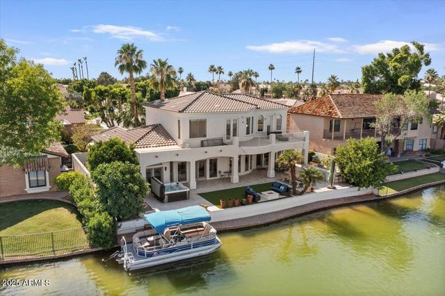 2135 E CLIPPER Lane, Gilbert, AZ 85234