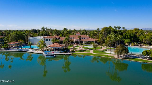 2135 E CLIPPER Lane, Gilbert, AZ 85234