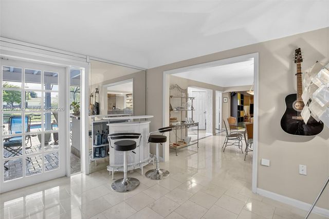 8704 Mahogany Ave, Plantation, FL 33324