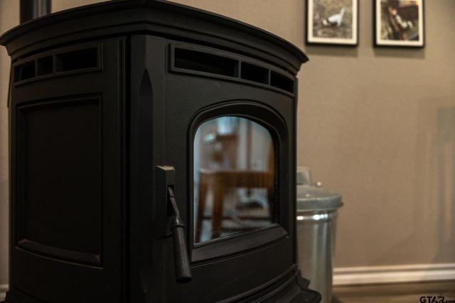 172 Private Road 6292, Mineola, TX 75773