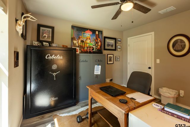 172 Private Road 6292, Mineola, TX 75773