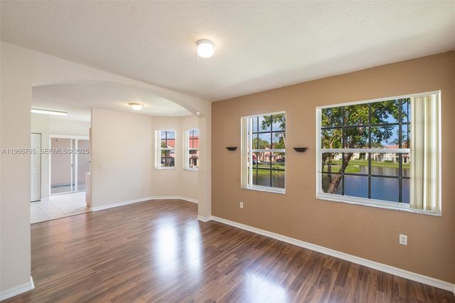 2407 Belmont Lane 2407, North Lauderdale, FL 33068
