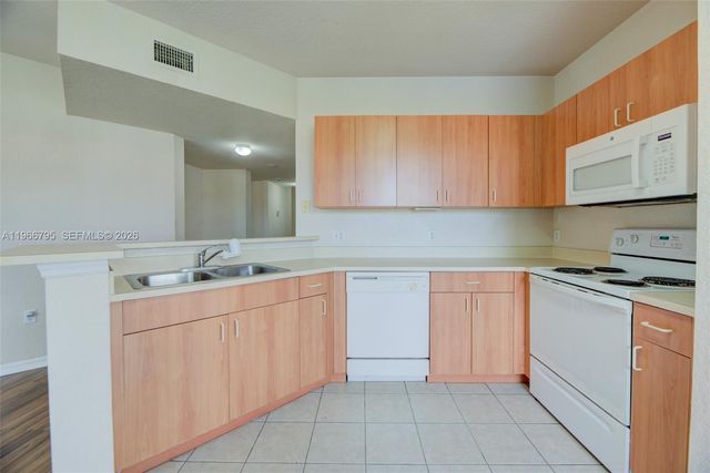 2407 Belmont Lane 2407, North Lauderdale, FL 33068
