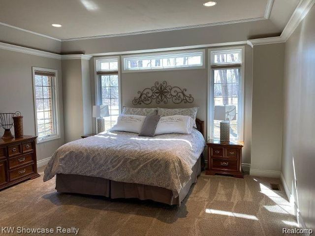 62727 Tournament Drive, Washington Township, MI 48094