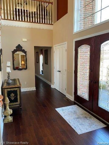 62727 Tournament Drive, Washington Township, MI 48094