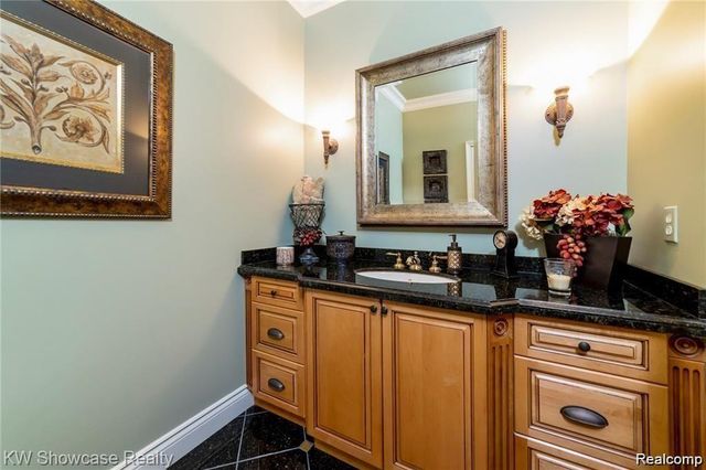 62727 Tournament Drive, Washington Township, MI 48094