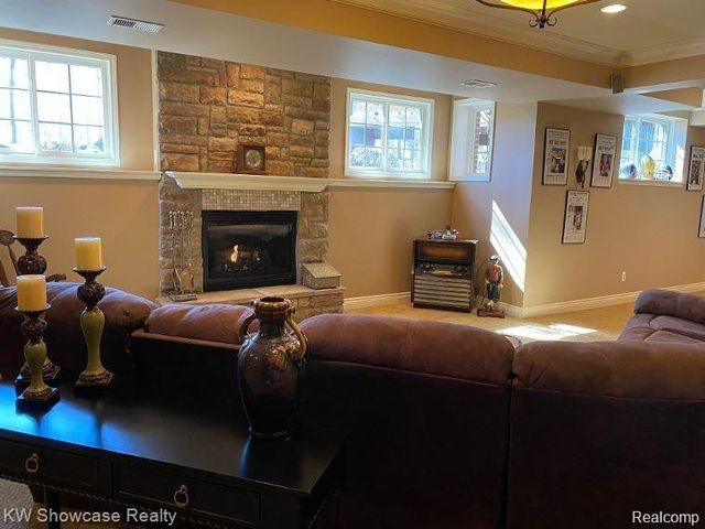 62727 Tournament Drive, Washington Township, MI 48094