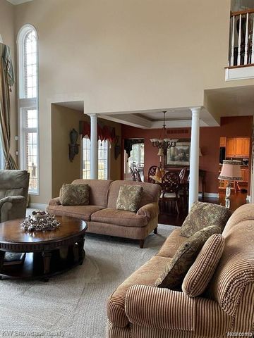 62727 Tournament Drive, Washington Township, MI 48094