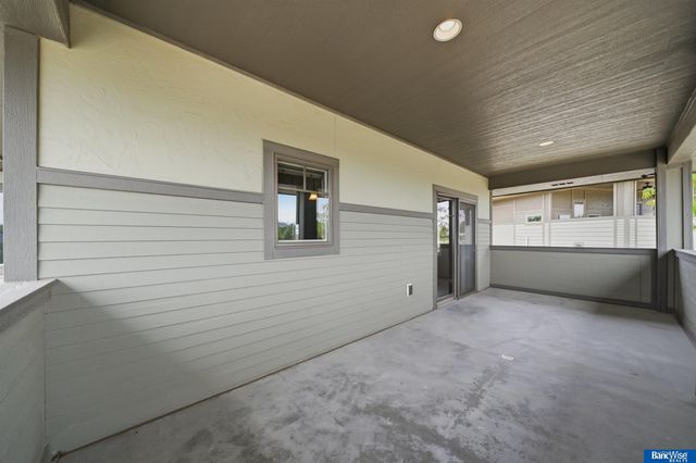 595 Penrose Drive, Lincoln, NE 68521