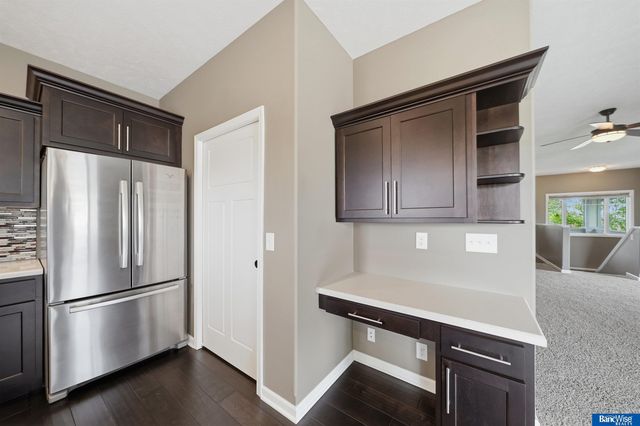 595 Penrose Drive, Lincoln, NE 68521