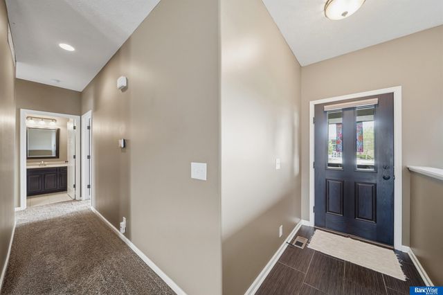595 Penrose Drive, Lincoln, NE 68521