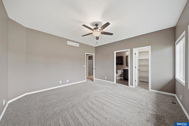 595 Penrose Drive, Lincoln, NE 68521
