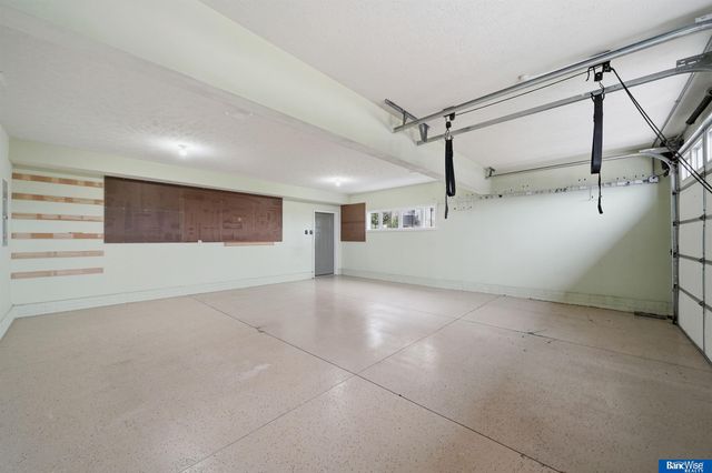 595 Penrose Drive, Lincoln, NE 68521
