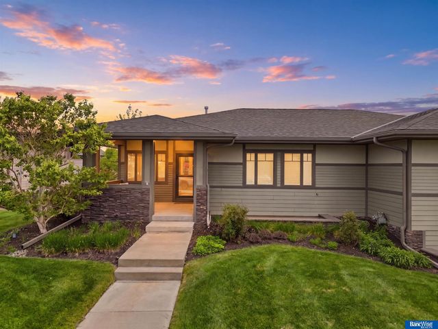 595 Penrose Drive, Lincoln, NE 68521