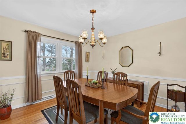 126 Hillcrest Drive South, Macungie Boro, PA 18062