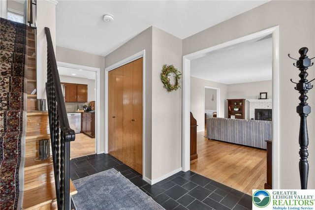 126 Hillcrest Drive South, Macungie Boro, PA 18062