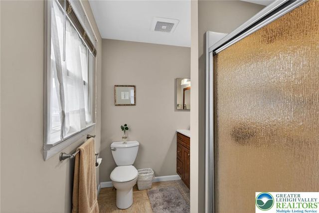 126 Hillcrest Drive South, Macungie Boro, PA 18062