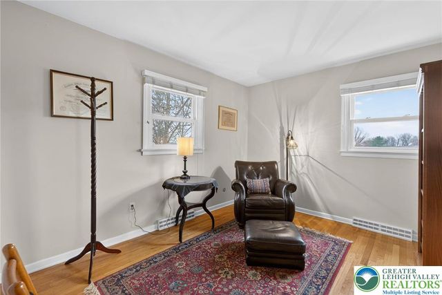 126 Hillcrest Drive South, Macungie Boro, PA 18062