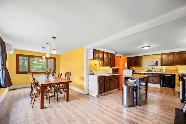 3955 VT Route 100, Warren, VT 05674