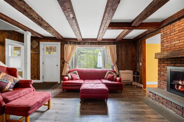 3955 VT Route 100, Warren, VT 05674