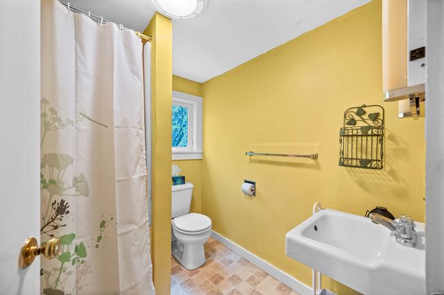 3955 VT Route 100, Warren, VT 05674
