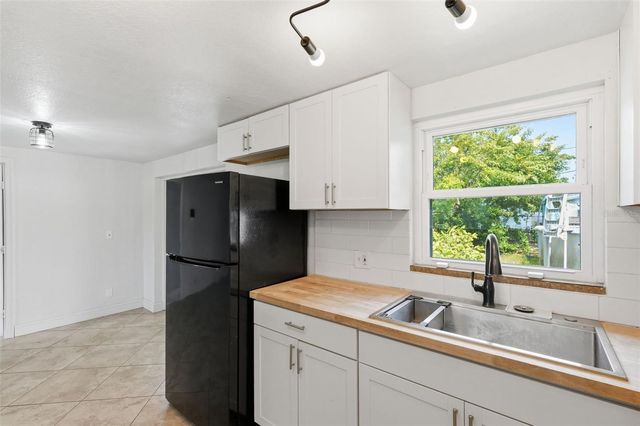 5421 64TH AVENUE N, Pinellas Park, FL 33781