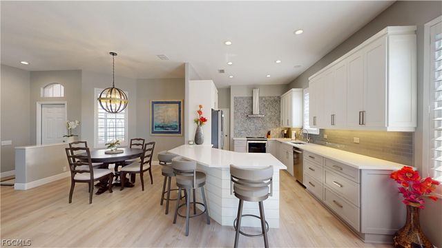 16456 Edgemont DR, Fort Myers, FL 33908