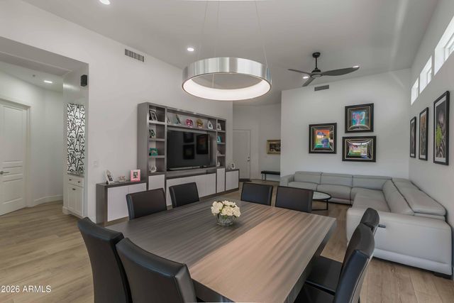 10151 E COCHISE Drive, Scottsdale, AZ 85258