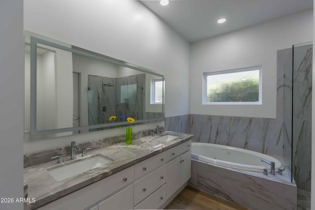 10151 E COCHISE Drive, Scottsdale, AZ 85258